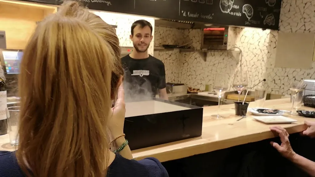 Carambola_Molins de Rei_slider_image_2