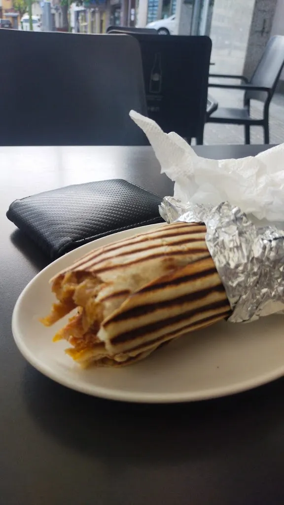 Angélica María Fernández Caro_A La Turca Resturante_Molins de Rei_review