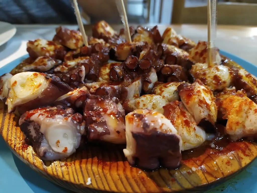 Santi Artor_Viana Bar Restaurant_Molins de Rei_review