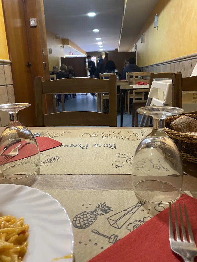 Raúl González_Viana Bar Restaurant_Molins de Rei_review