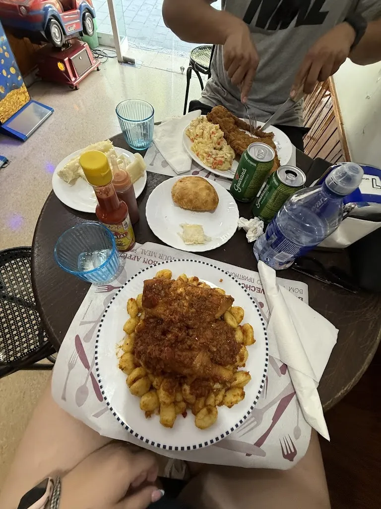 ruth iglesias_Rincón Guaraní_Molins de Rei_review