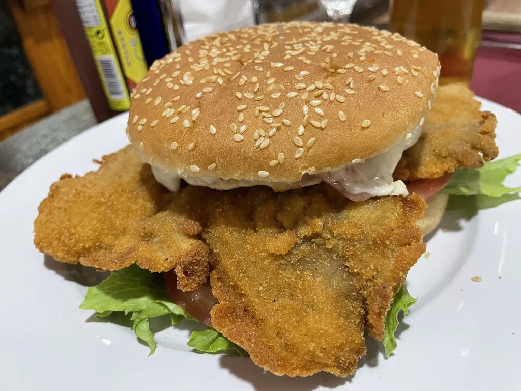 Isi Saucedo_Rincón Guaraní_Molins de Rei_review