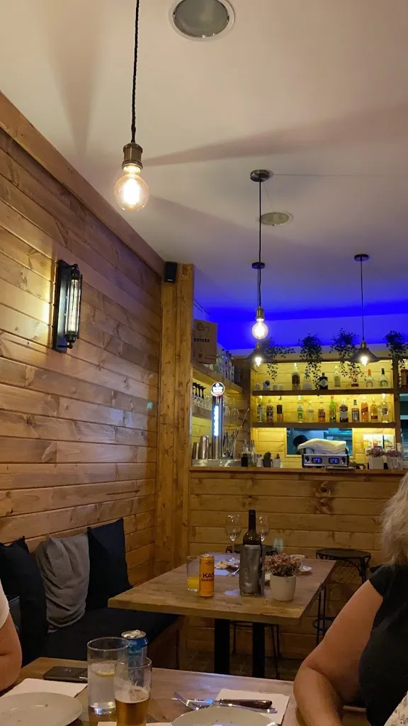 Jesse Lammerts_La Pampara_Molins de Rei_review