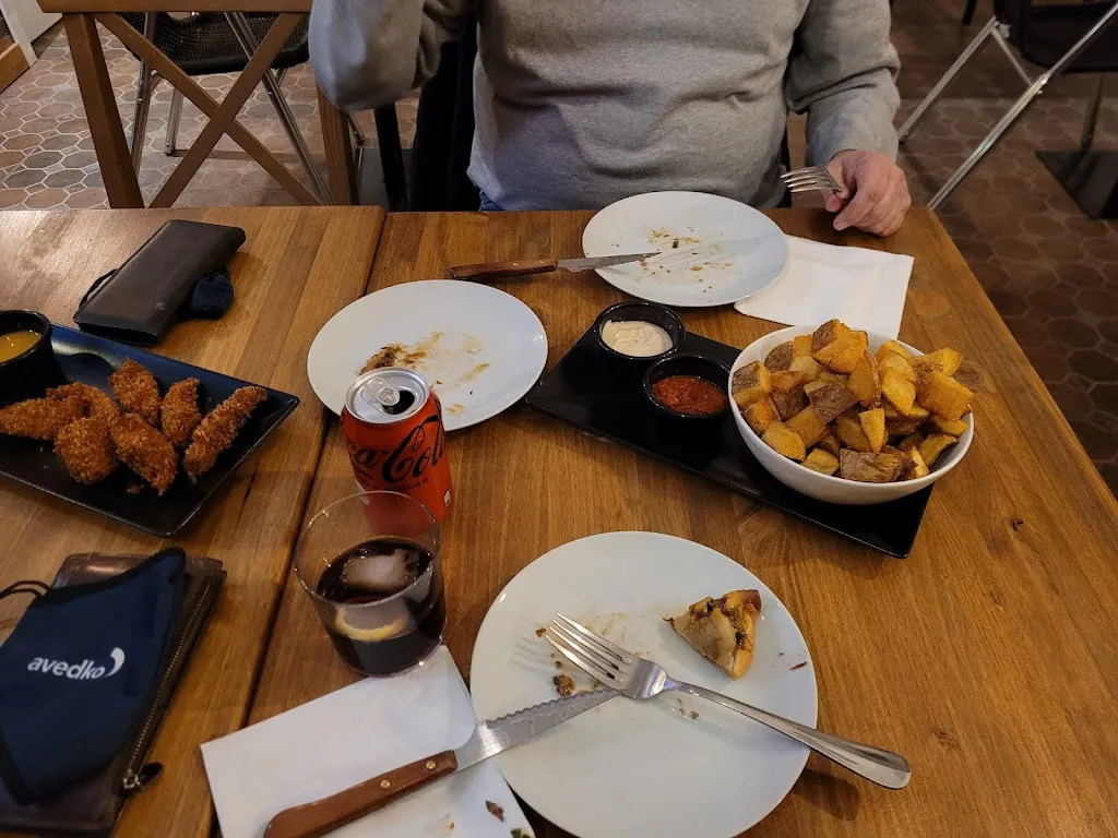 Ryan van den Dungen_La Pampara_Molins de Rei_review