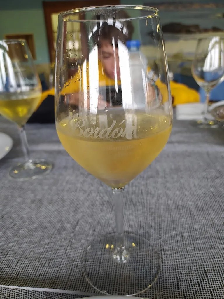 Eva Dondarza (Loca imperfecta)_Restaurante Vila do Couto_Oleiros_review