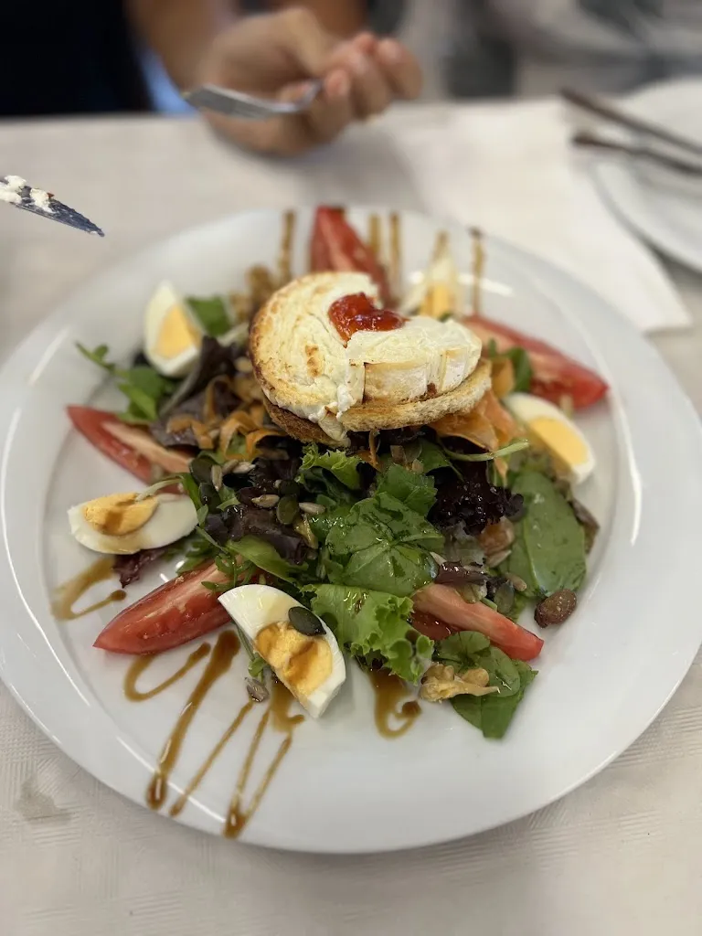 Daniel Garcia_Casa Ionita Restaurant Centre cívic Olesa de Bonesvalls_Olesa de Bonesvalls_review