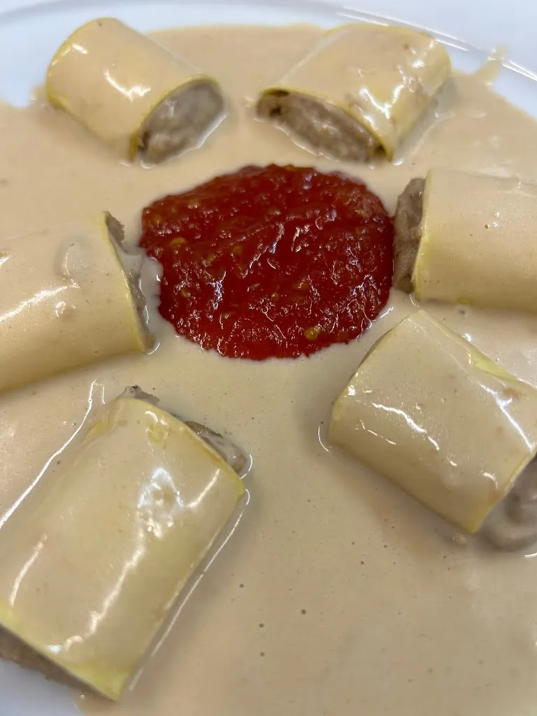 Casa Ionita Restaurant Centre cívic Olesa de Bonesvalls_Olesa de Bonesvalls_slider_image_3