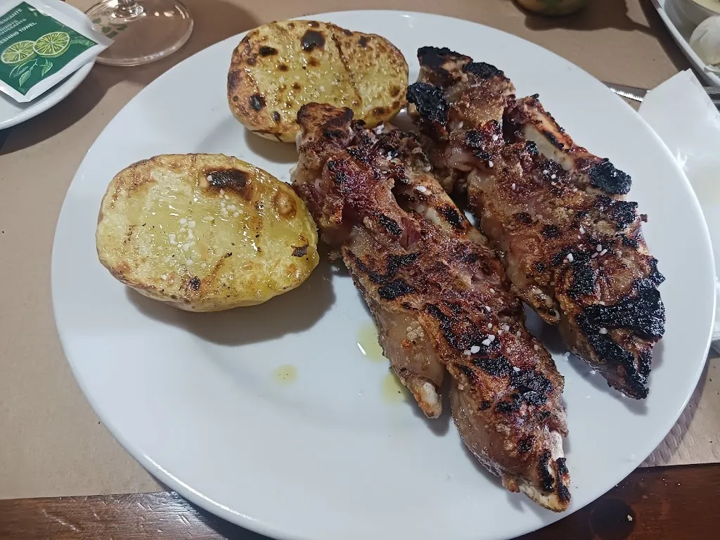 Juan Antonio Orive Cuenca_Bar El Punt D' Olesa_Olesa de Bonesvalls_review