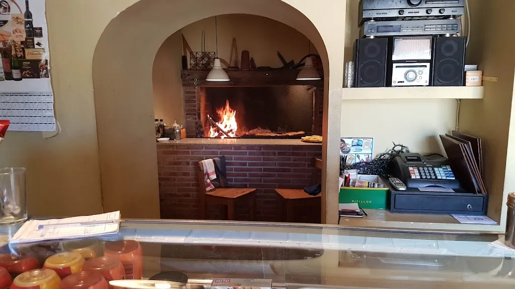 Bar El Punt D' Olesa restaurant in Olesa de Bonesvalls