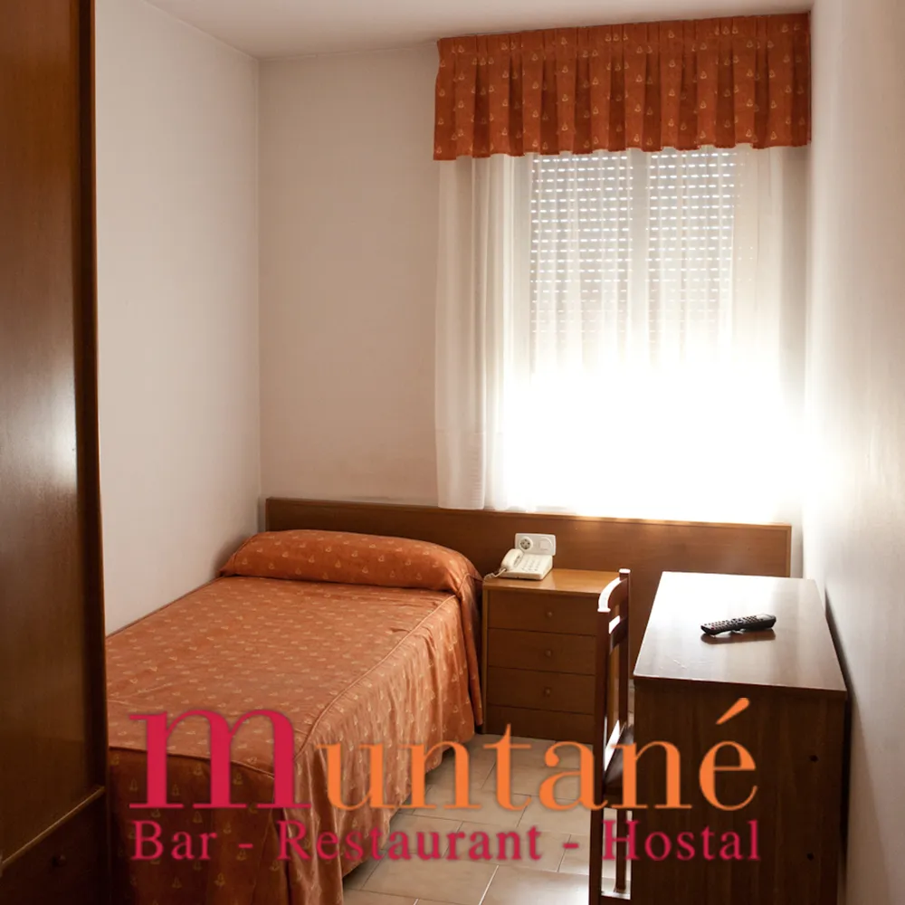 Bar - Restaurant - Hostal Muntané_Navarcles_slider_image_3