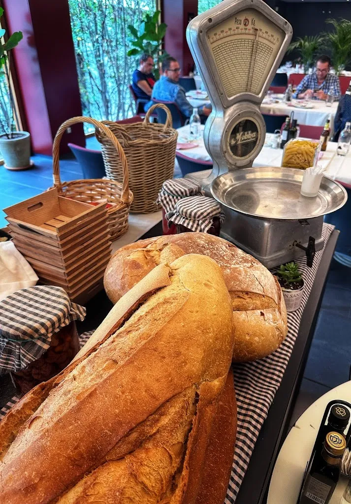 Lynne Strong_Restaurant La Fonda_Navarcles_review