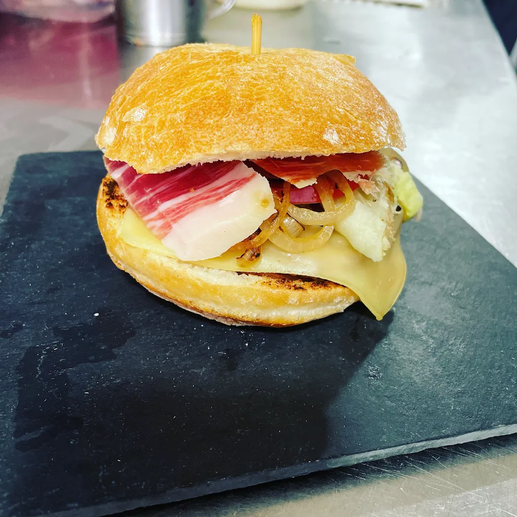 Menu_BAR N9U SPORT_Navarcles_image_8