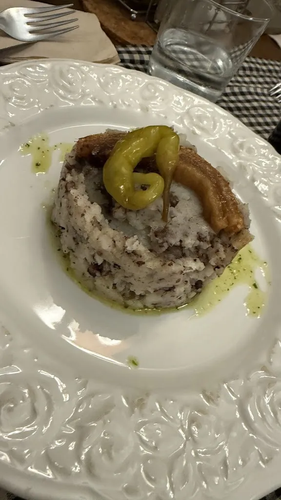 Rafel Grandio_Cal Julià_Oristà_review