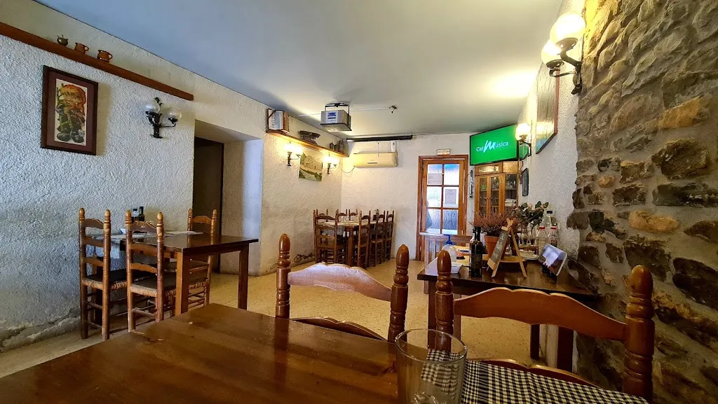 Cal Julià_Oristà_slider_image_1