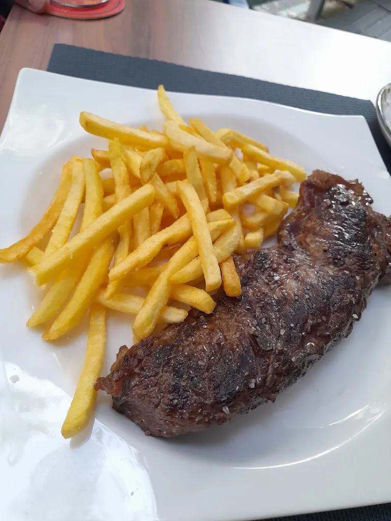 Menu_Oasis Bar & Restaurant_Orís_image_8