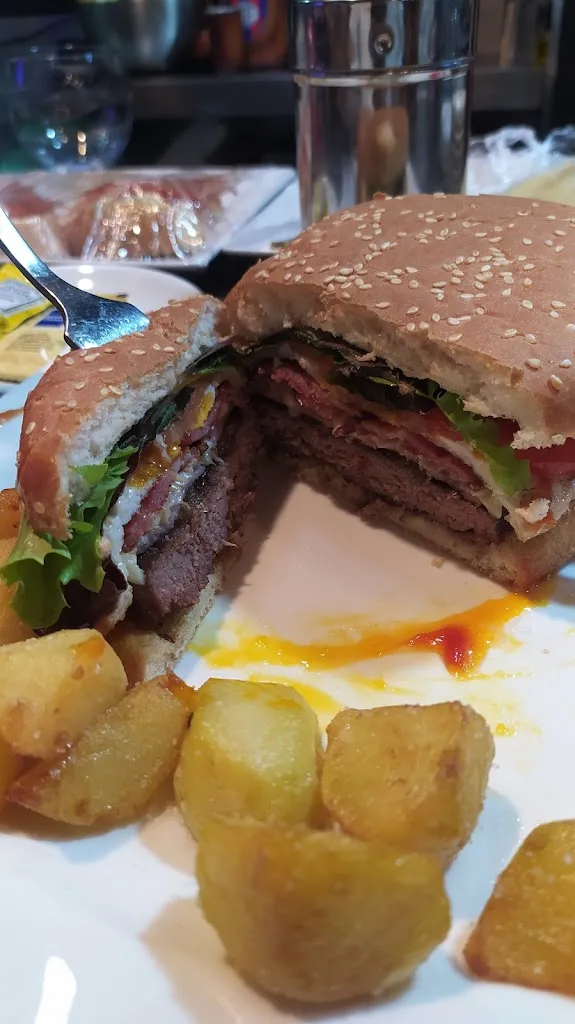 Menu_Oasis Bar & Restaurant_Orís_image_9