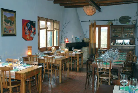 Fonda Restaurant La Primitiva_Olost_slider_image_1