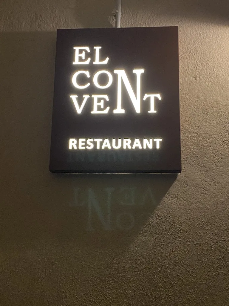 Colette Tanpho_El Convent_Olèrdola_review