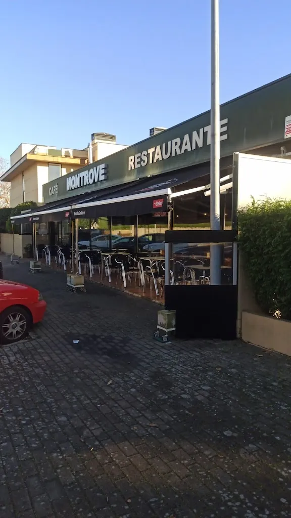 Restaurante Montrove restaurant in Oleiros