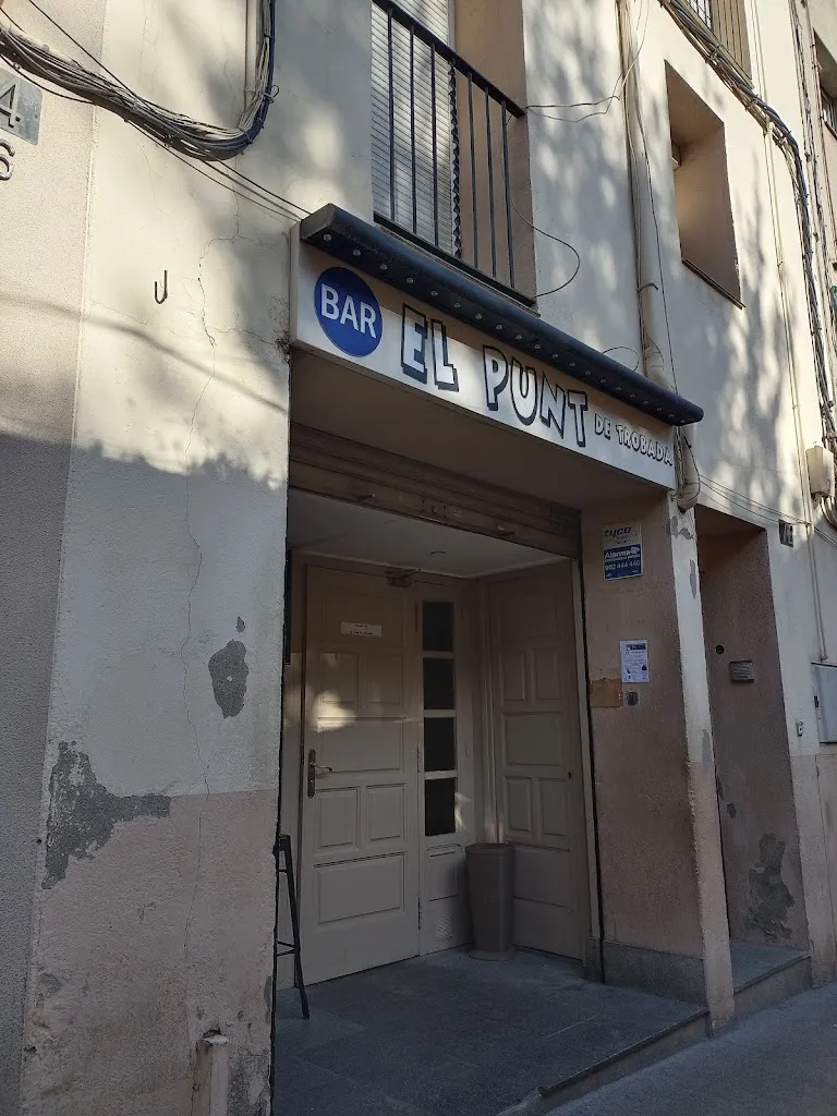 Punt de Trobada restaurant in Papiol El