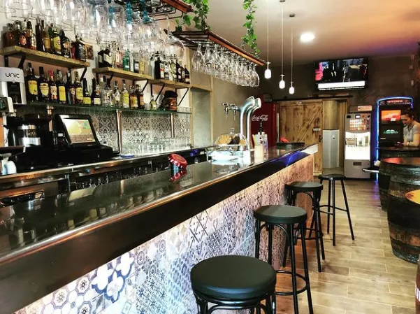 Bar Restaurant Gloria_Papiol El_slider_image_1