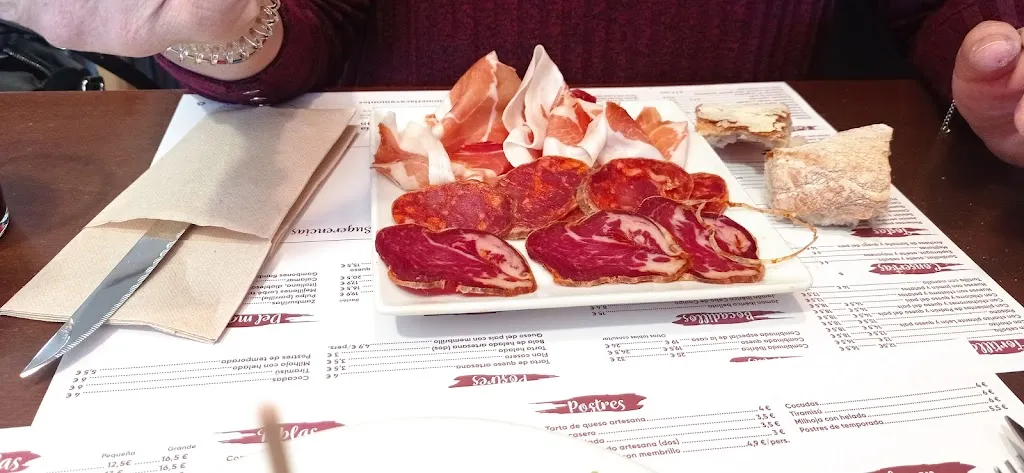 Menu_Jamoneria Cavamontes_Oleiros_image_3