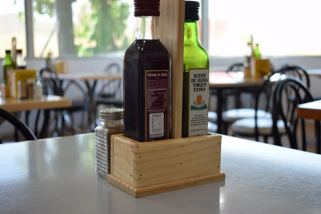 Bar Restaurant TING_Papiol El_slider_image_2