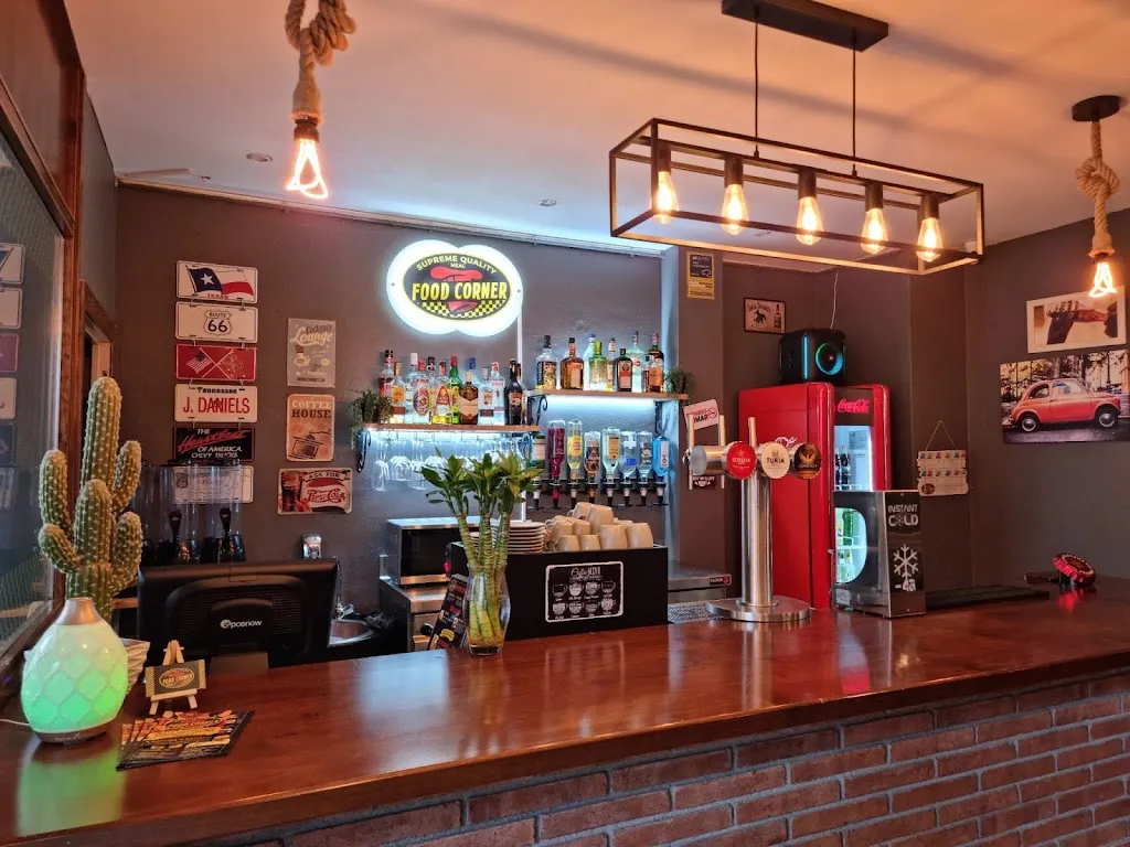 Food Corner restaurant in Piera