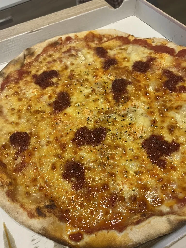 Mireia Izzo Arcarazo_pizzeria la Bòbila_Piera_recensione