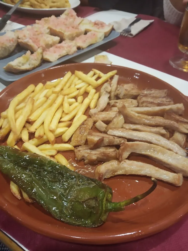 Isabel ramos García_Tahiti_Palafolls_review