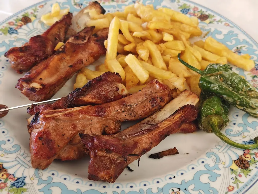 Restaurant Reverter 2_Palafolls_slider_image_3