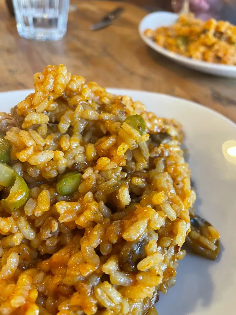 C F_La Borda de Lillet_Pobla de Lillet La_review