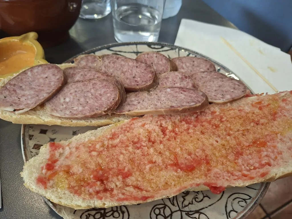 Lidia GM_Cansaladeria Bar Falgàs_Pobla de Lillet La_review