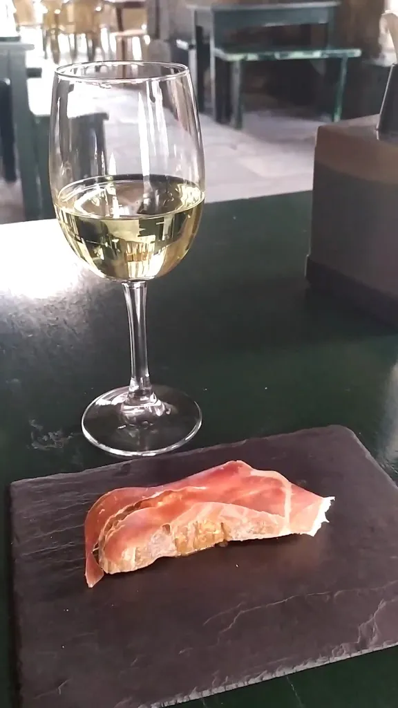 Tasca Tipica Noia_Noia_slider_image_2