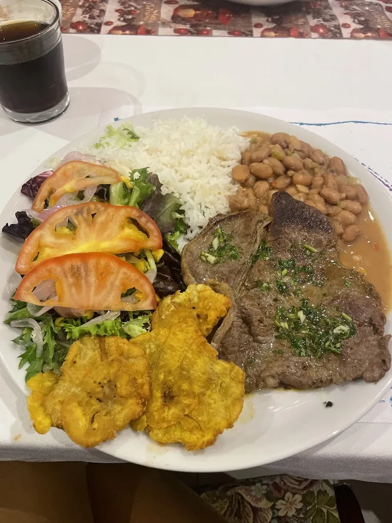 Kary Vera_El Brasero De Los Pibes II_Montcada i Reixac_review