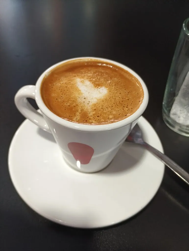 Euro Atenas_Els tres cantons._Montcada i Reixac_review