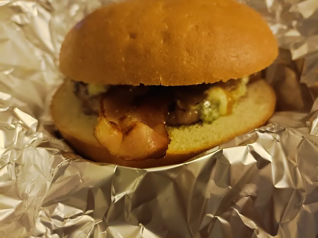 cristina pascual_Frankfurt bar cafetería la family_Montcada i Reixac_review