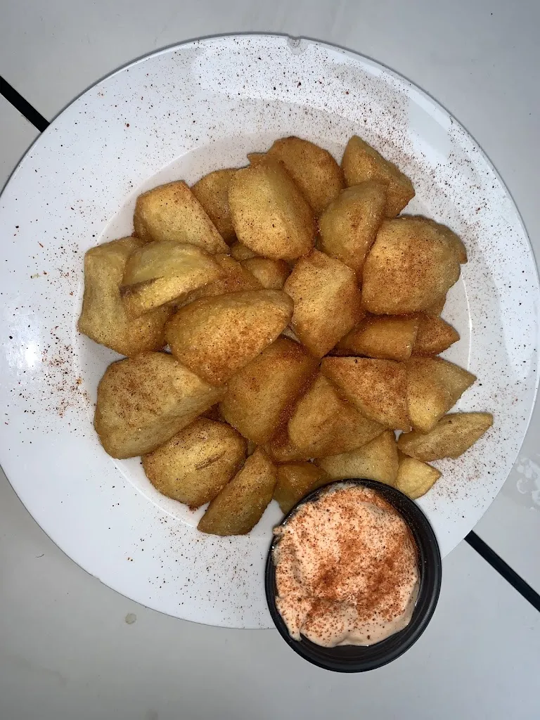 Beth Lalalaaa_Manhattan Burger Bar_Montcada i Reixac_recensione