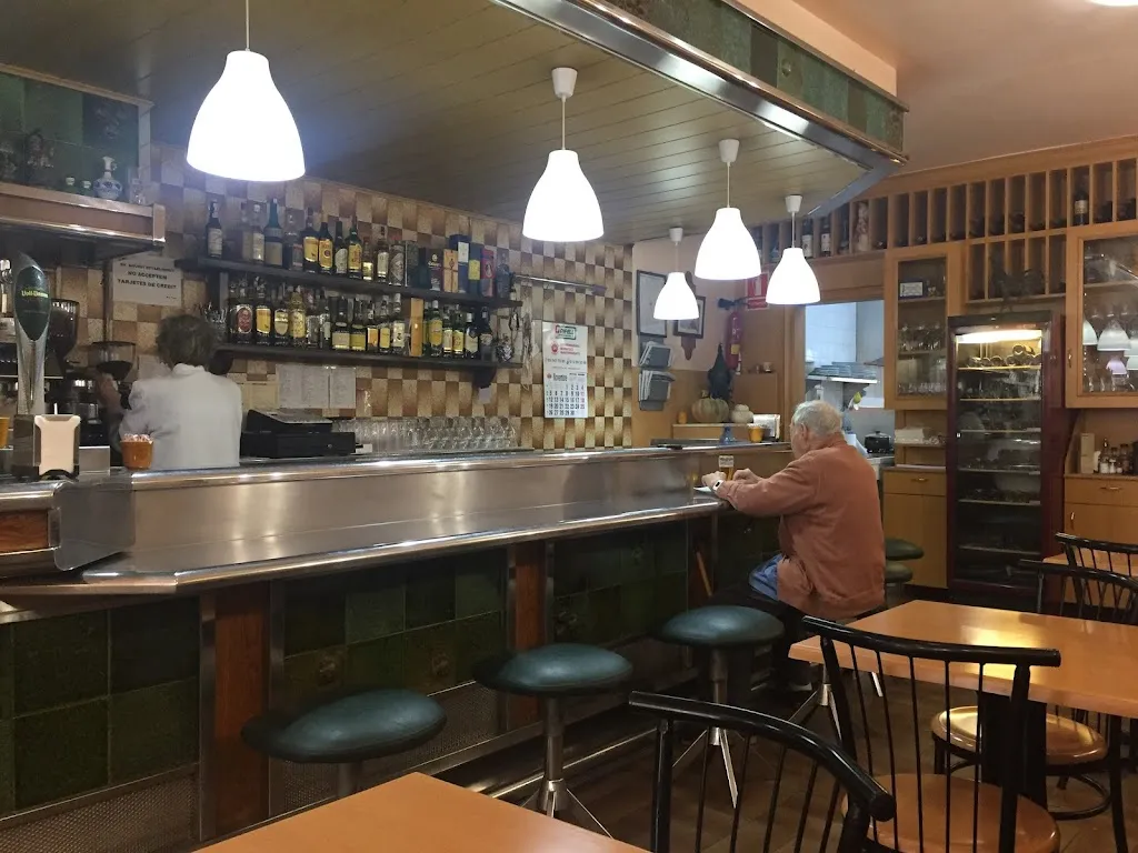 G. B._Loterías y Bar café peña_Montcada i Reixac_review