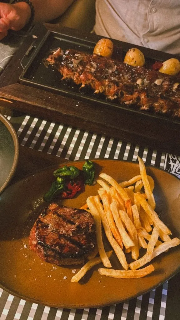 Xer Deiman_Pura Brasa_Pineda de Mar_review