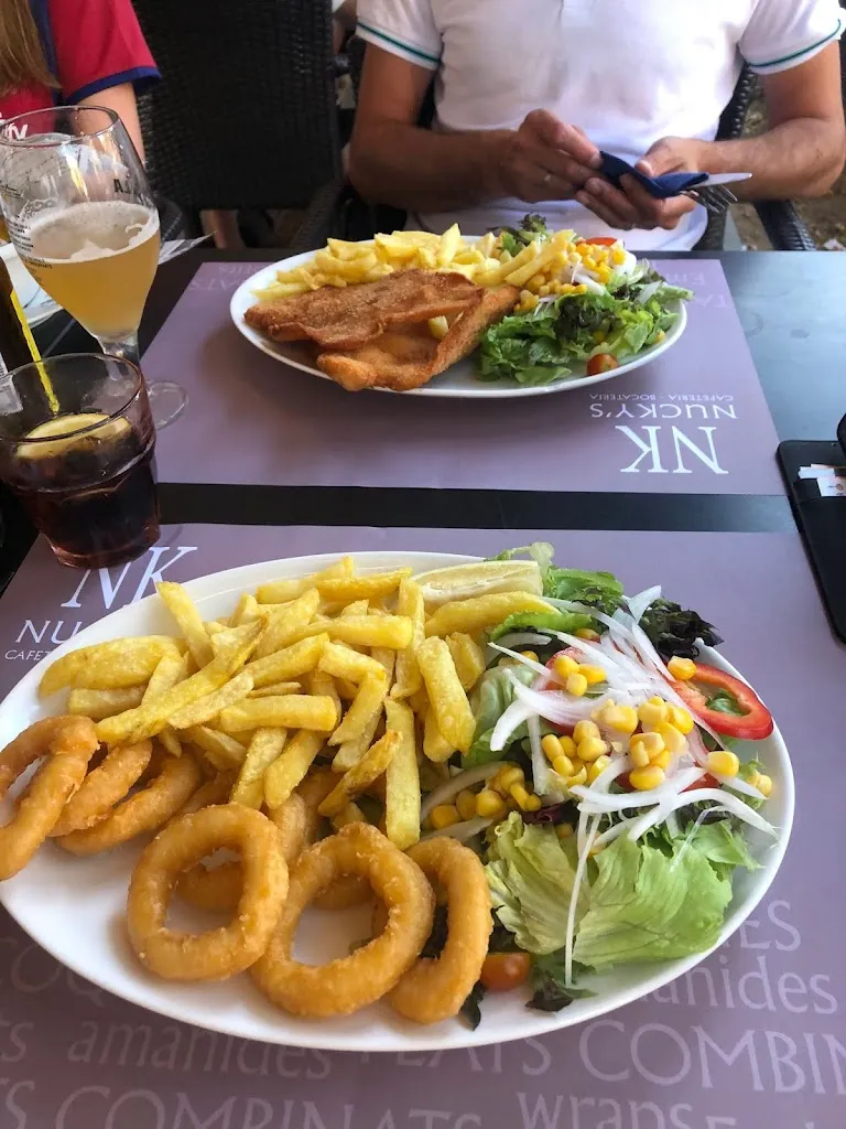 Dennis van den Akker_Restaurant and Bar - Nucky's by St. Jordi_Pineda de Mar_review