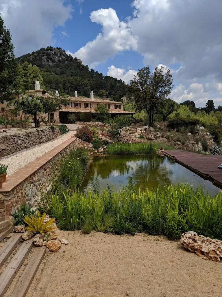 Katie Barcelona_La Masia Alt Penedès_Pontons_review