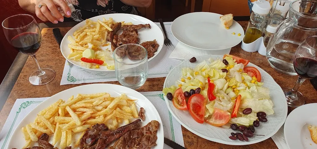 Stephen Brown_El Xiringuito de la Casa Gran_Pontons_review