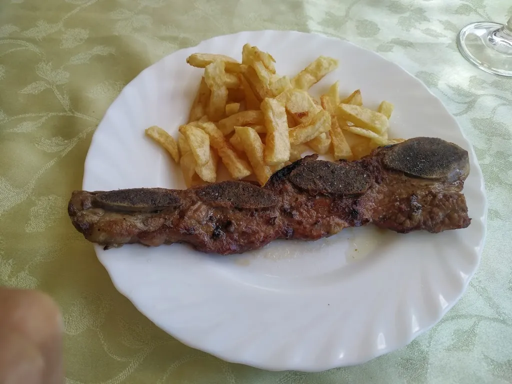 Petoneto Bianco Jaeger le Coultre_Restaurant Els Caçadors_Pontons_review