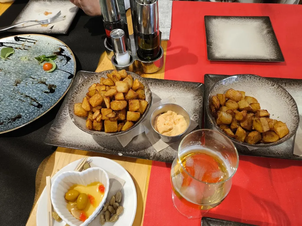 The legend 90_Bar JB_Prats de Lluçanès_review