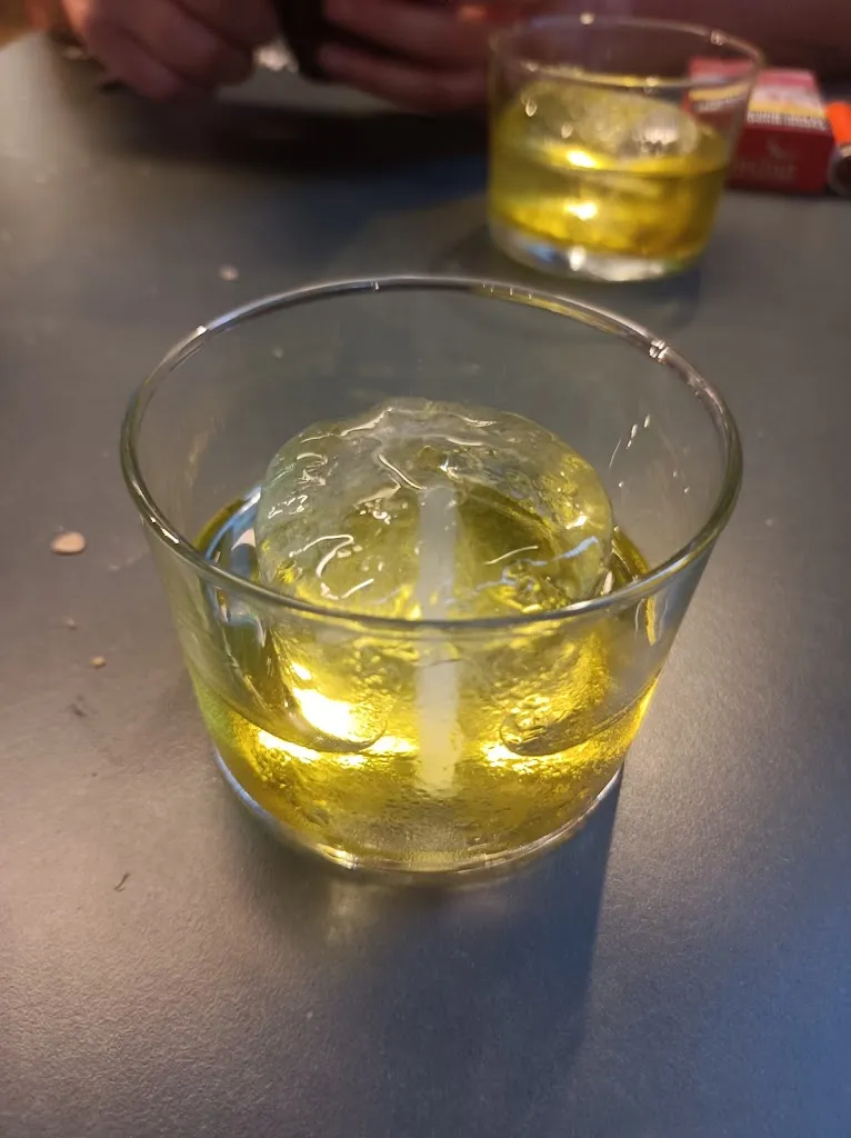 Joan Aguado del Ojo_Canya & Teca_Prats de Lluçanès_review