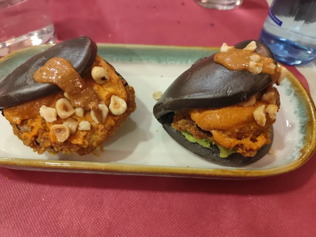 Lluisa_Exotic_Premià de Mar_review