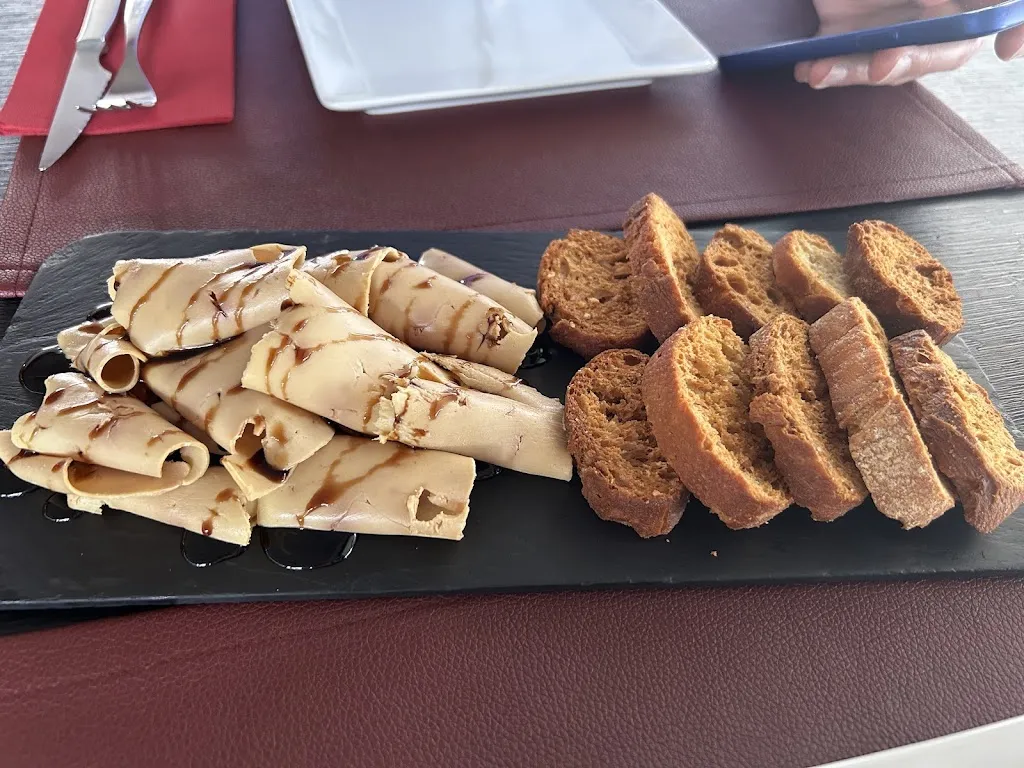 Raquel Garcia_La Piazza de Dalt_Premià de Dalt_review