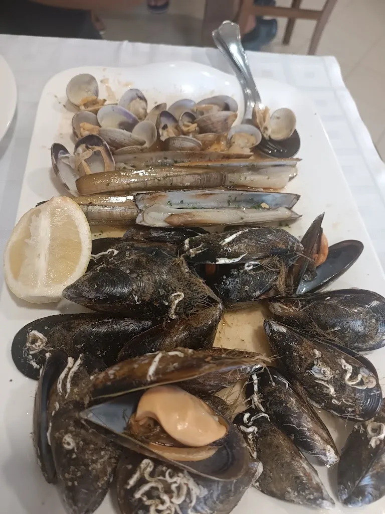 Kim Jones_Hotel Restaurante Elisardo_Noia_review