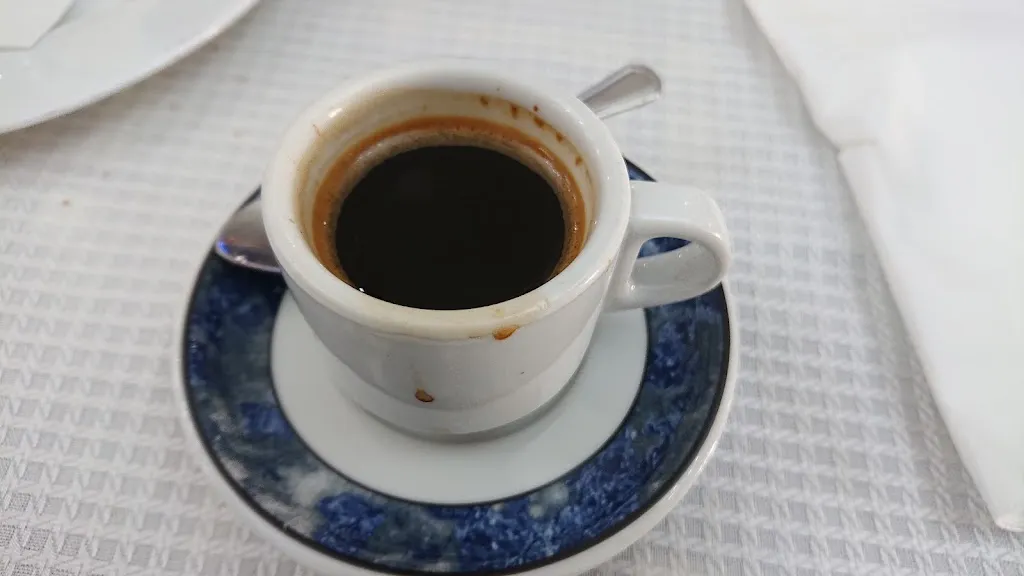 Lingxin Meng_Bar Restaurante Marico_Noia_recensione